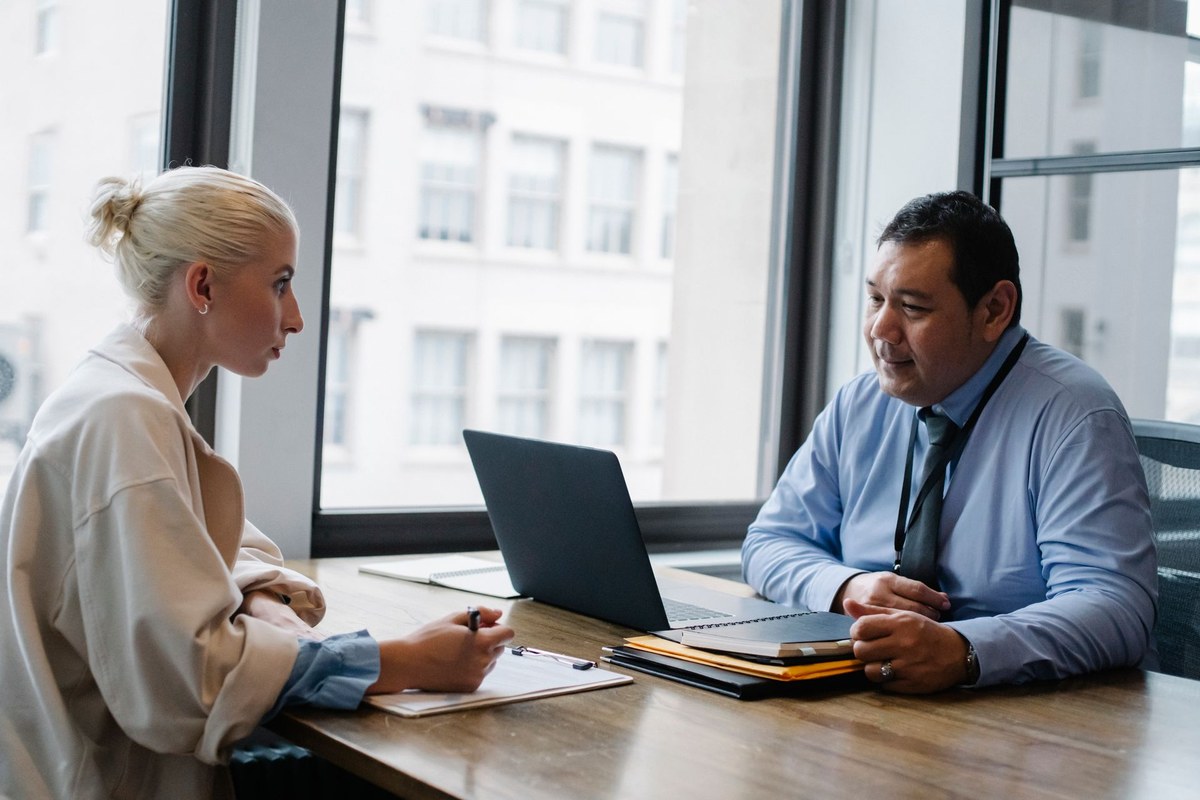 Q&A log structure for investor fundraising