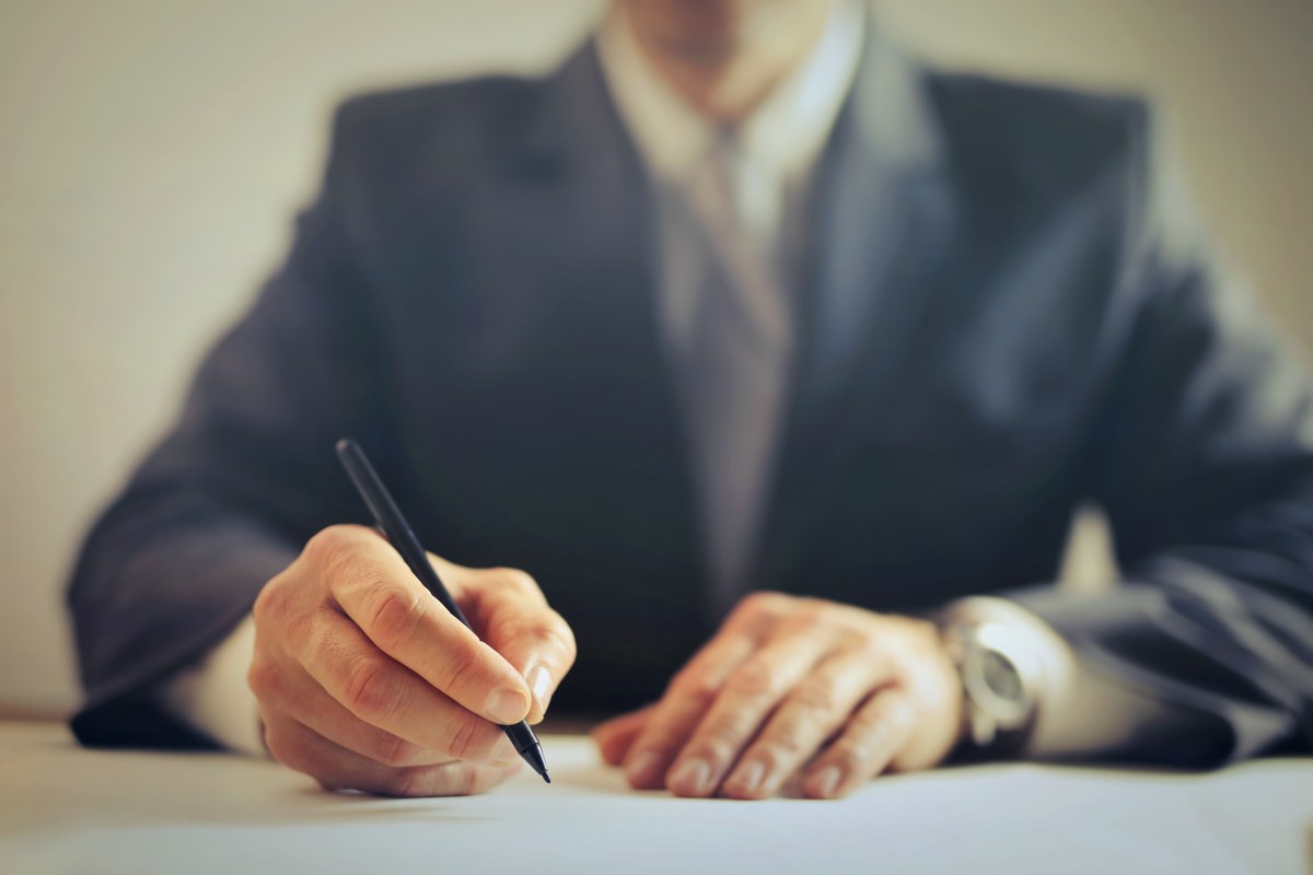 Tiered contract disclosure framework