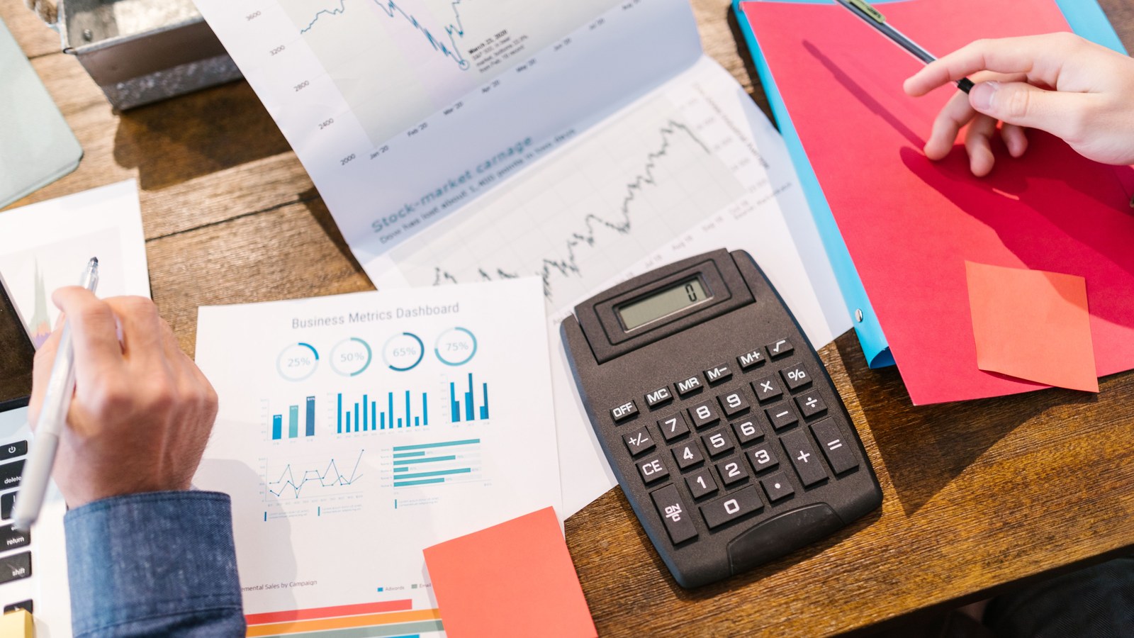 Workflow for Series A Data Room Checklist: Documents Investors Expect