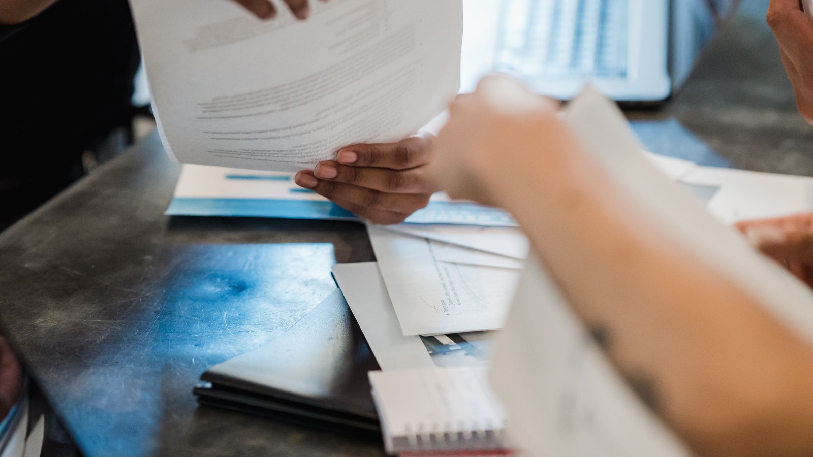 When Should a Business Use a Virtual Data Room?